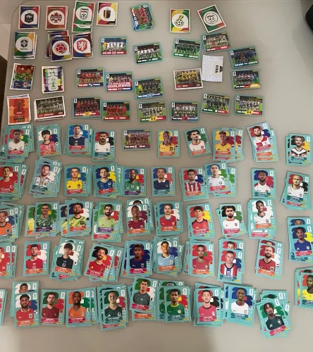FIGURINHAS REPETIDAS COPA DO MUNDO 2026 - 285 UN - TROCO/VENDO 