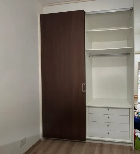 Guarda roupa