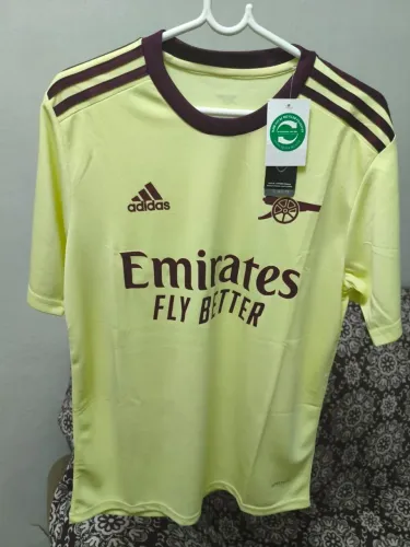 CAMISA ARSENAL AMARELA TAMANHO (M)