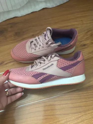 Tênis Reebok original. Tm 35. Conservadíssimo 