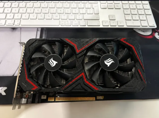 Placa de video RX 580 8GB PICHAU ( TROCO )