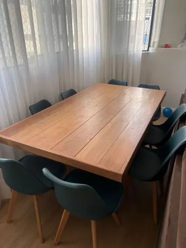 Lindo Conjunto: Mesa de Jantar Madeira Estilo Industrial + 8 Cadeiras Eames Estofadas
