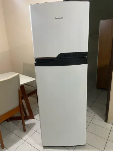VENDO GELADEIRA NOVISSIMA PRA ONTEM