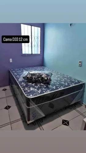Cama D33 . Acolchoada mega