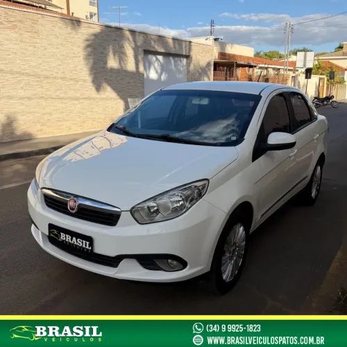 Fiat Grand Siena Essence 1.6 Flex 16V 2016