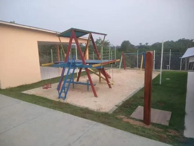 Vendo lote com 1000 metros quadrados em Centro - Iranduba - AM