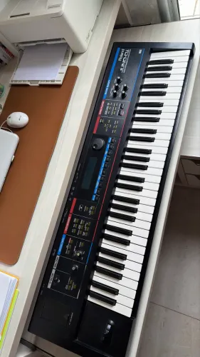 ROLAND JUNO DI 