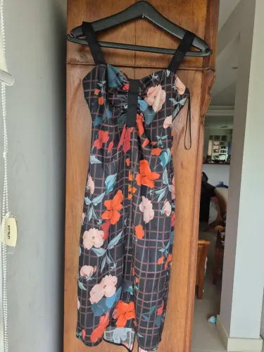 Vestidos tam PP 100 reais cada