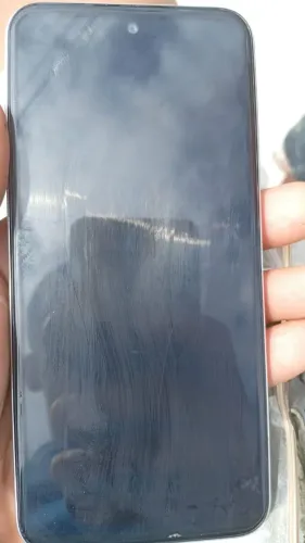 Vendo celular cime novo menos de um mês de usso, e a película  esse trinco 