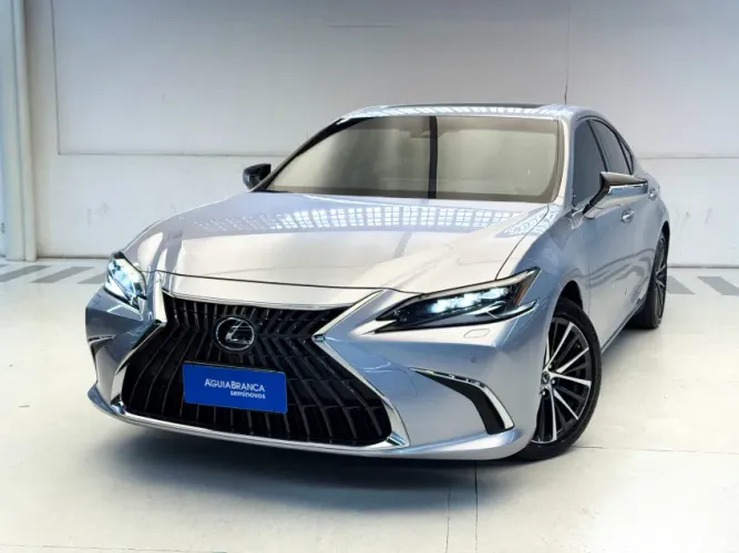 Lexus ES-300H ES300h 2.5 16V Aut. (hybrid) 2025