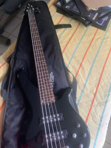 Baixo Yamaha RBX375 - 5 Cordas - Ativo - Preto