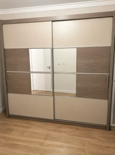 Guarda roupa 
