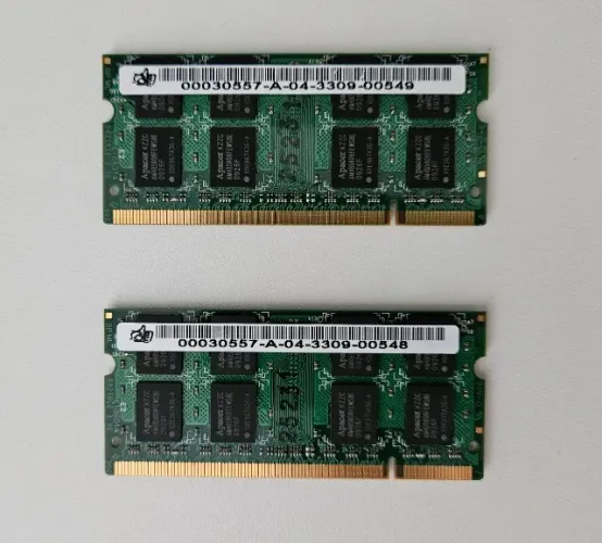 kit 4Gb memória notebook 2x2Gb DDR2 PC2-6400Mhz - Apacer