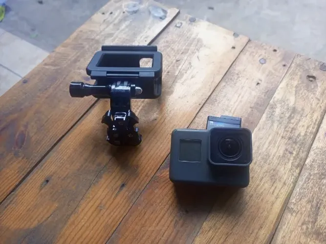 GoPro HERO 5 Black - 4K + Acessórios