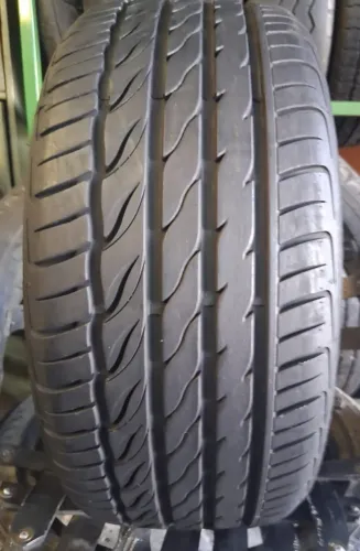01 pneu 225/45/17 Farroad FR26 seminovo por 350,00