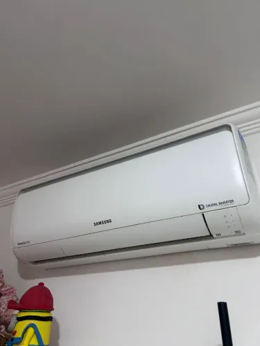 Pra vender ar condicionado novos e semi novos inverter com garantia 9btus 