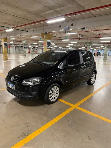 Volkswagen Fox 1.0 MI Total Flex 8V 5P 2013