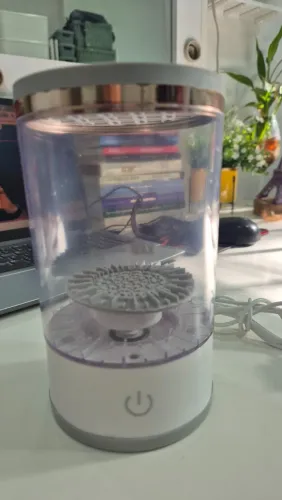 Limpador de Pincéis. ? Seus pincéis estão escondendo bactérias? Resolva em segundos!