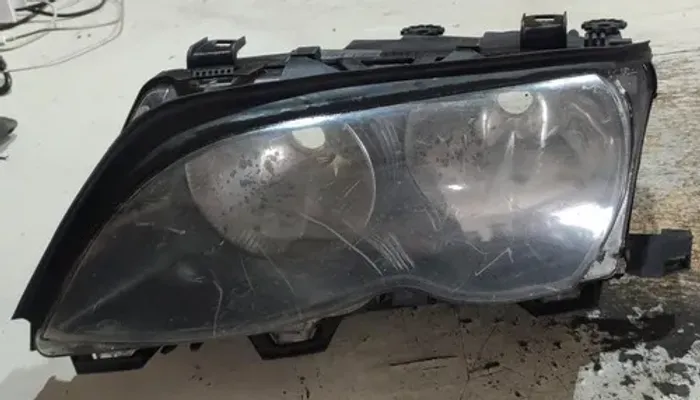 Farol Esquerdo Bmw 320 323 325 328 330 2002 Esquerdo