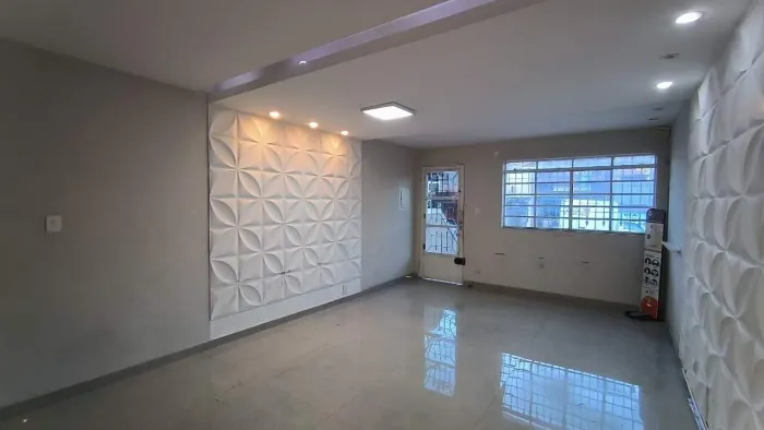 Sobrado Comercial - Próximo ao Largo do Clipper