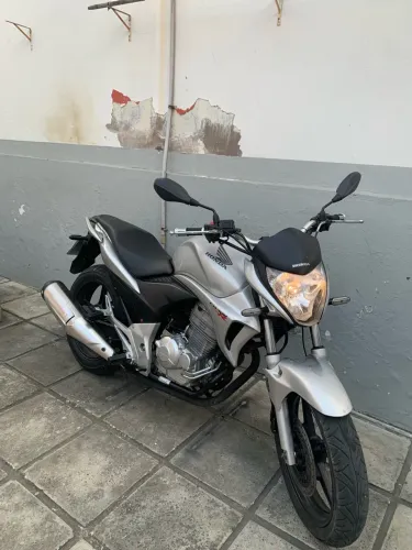 Honda CB 300r/ 300r Flex 2010