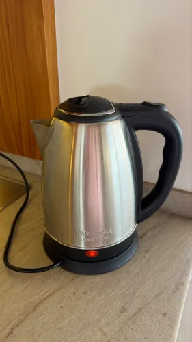 Chaleira Elétrica Mondial Premium 1500W