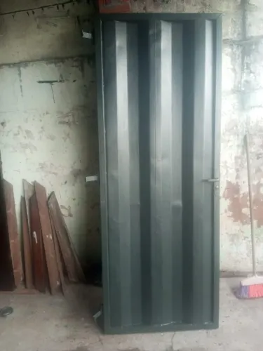 Portão de aço galvanizado 80 x 2,10m. Negoviável!