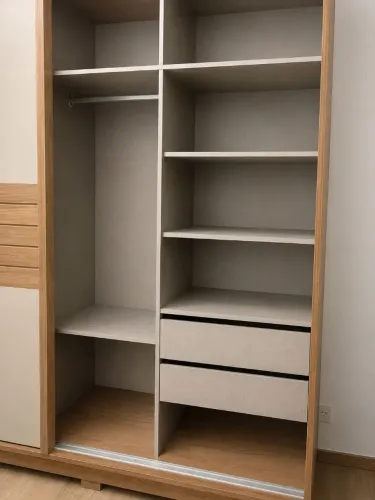 Vende-se Guarda Roupa