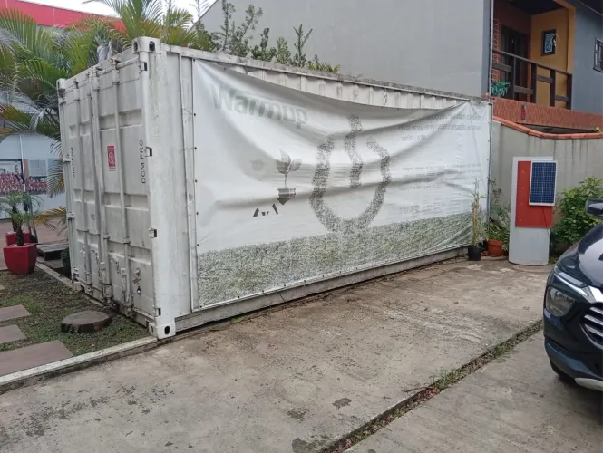Vendo Container DRY 20 pès 10X de 1000 no cartão