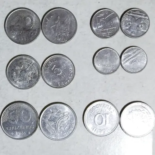 Lote 300 moedas antigas