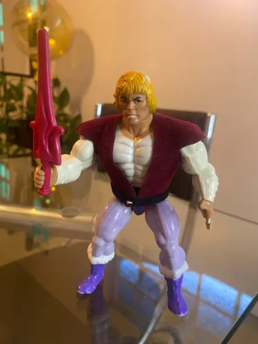 PRÍNCIPE ADAM ESTRELA COMPLETO