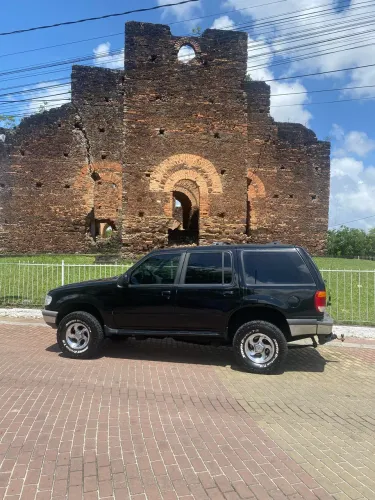Ford Explorer XLT 4X4 4.0 V6 1997