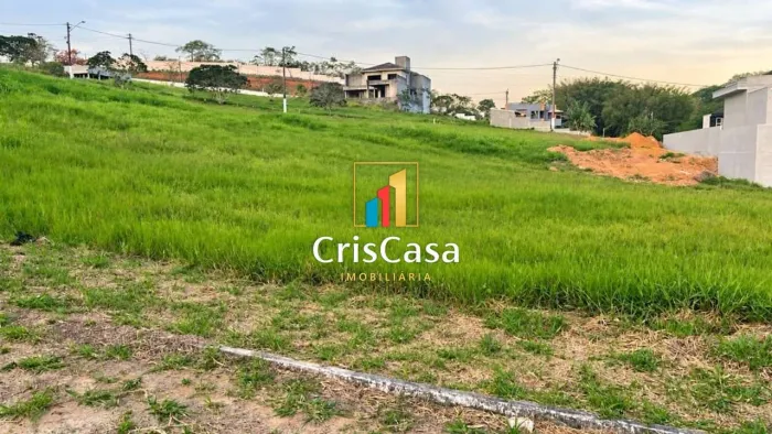 Terreno com 450m², Cond fechado á 400m da Praia