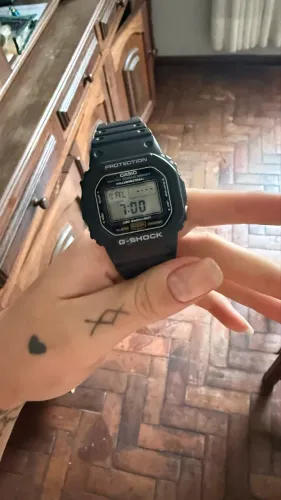 Relógio Casio G-Shock DW-5600UE Original Preto - LED Backlight