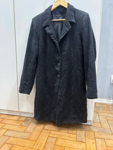 Atenção Brechós e lojistas lote com 5 casacos, parkas femininos.
