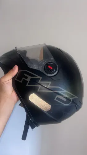 Capacete