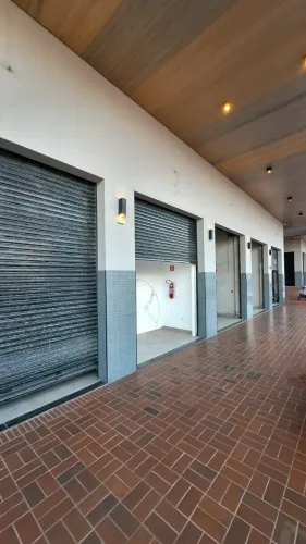 ALUGO SALA COMERCIAL NO CENTRO DE AQUIRAZ