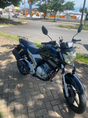 Vendo Fazer 250 ano 2013