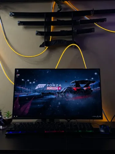 Ryzen 5 4500 | RX 580 8GB | Monitor 25" Gigabyte | Kit Completo por R$ 4.499 à vista!