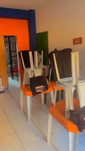RESTAURANTE NO CENTRO COM TUDO DENTRO