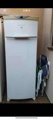 Freezer Vertical Frost Free