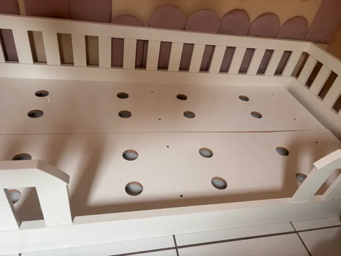 Cama Infantil Montessoriana Branca - Estilo Casinha