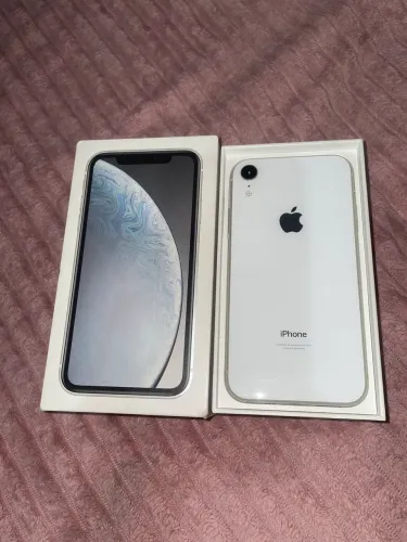iPhone XR