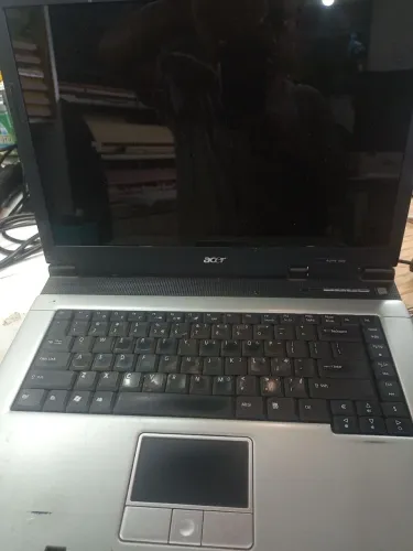 Notebook Acer antigo (leia a descrição)