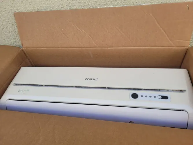 Vendo ar condicionado cônsul.