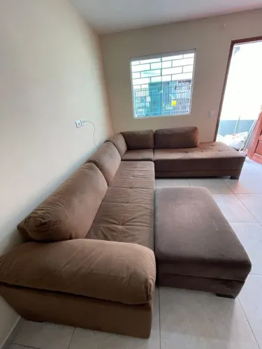 SOFÁ DE CANTO
