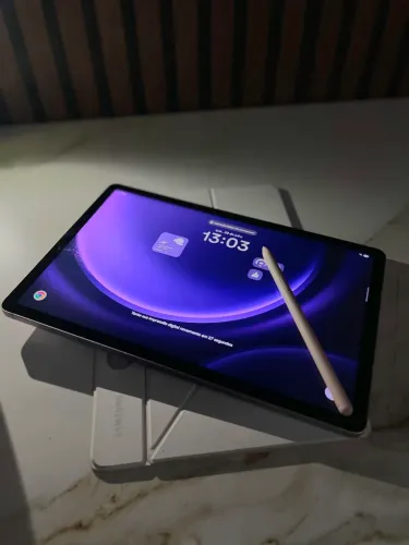 Tab s9 FE com S pen.