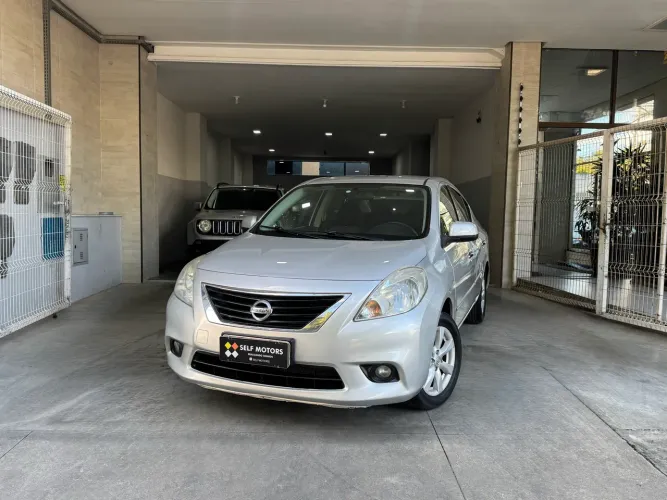 Nissan Versa SL 1.6 16V Flex Fuel 4P Mec. 2014