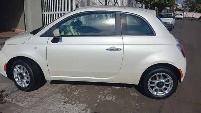 Fiat 500 Cult 1.4 Flex 8V EVO Mec. 2012