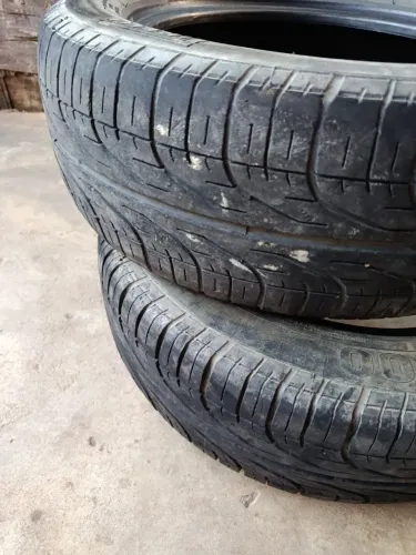 Pneus Pirelli bom estado 